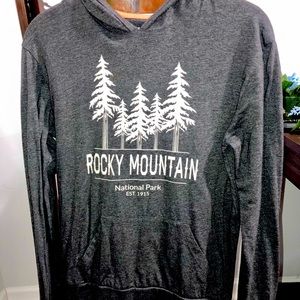 Kastlfel Long sleeve hoodie w/ finger holes 👍🏻